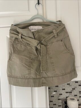 Calvin Klein Jeans Light Khaki mid rise cargo skirt